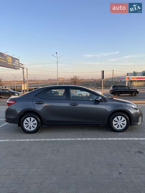 Toyota Corolla (2016)