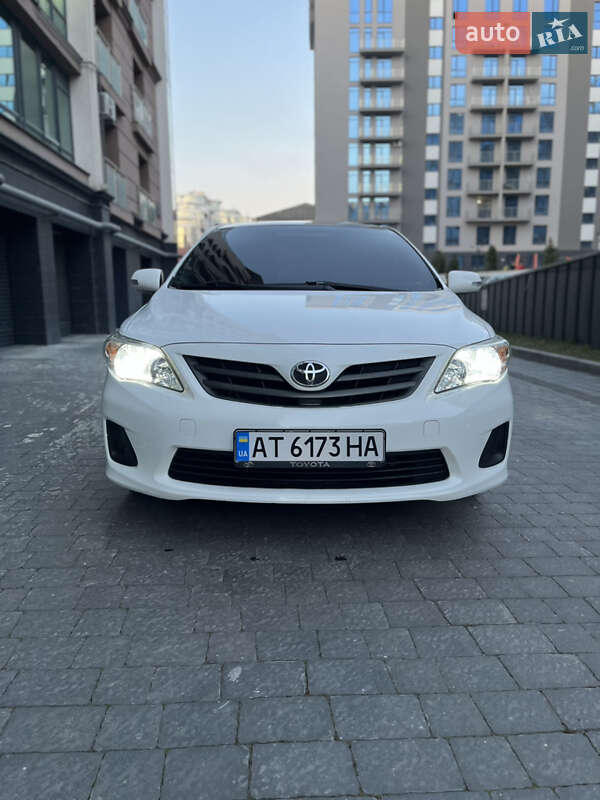 Toyota Corolla (2011)