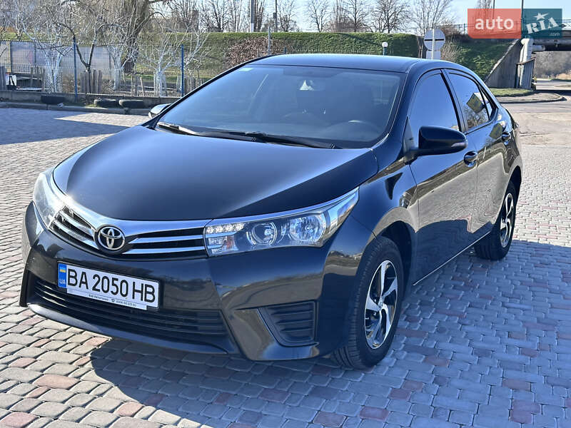 Toyota Corolla (2015)