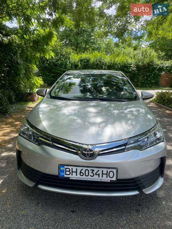 Toyota Corolla (2017)