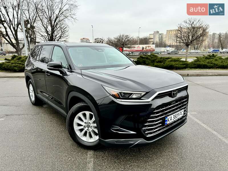 Toyota Grand highlander (2023)