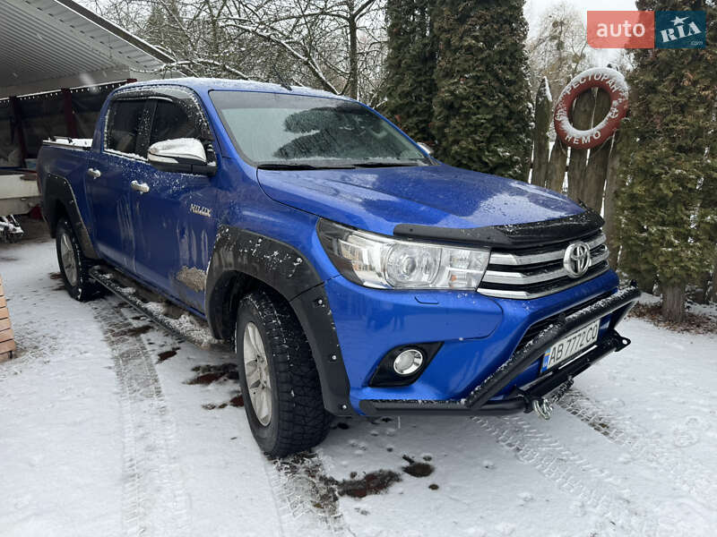 Toyota Hilux (2015)