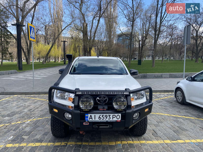 Toyota Hilux (2018)