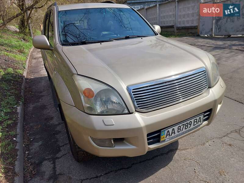 Toyota Land cruiser prado (2005)