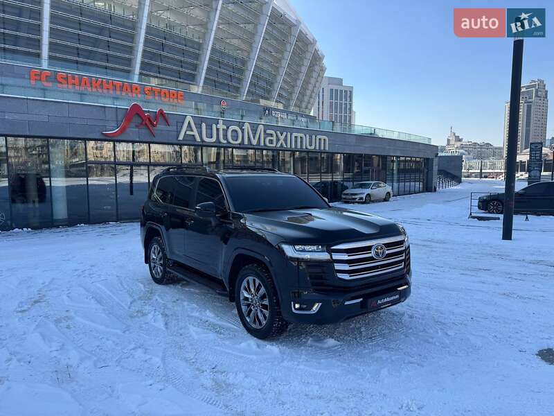 Toyota Land cruiser (2021)