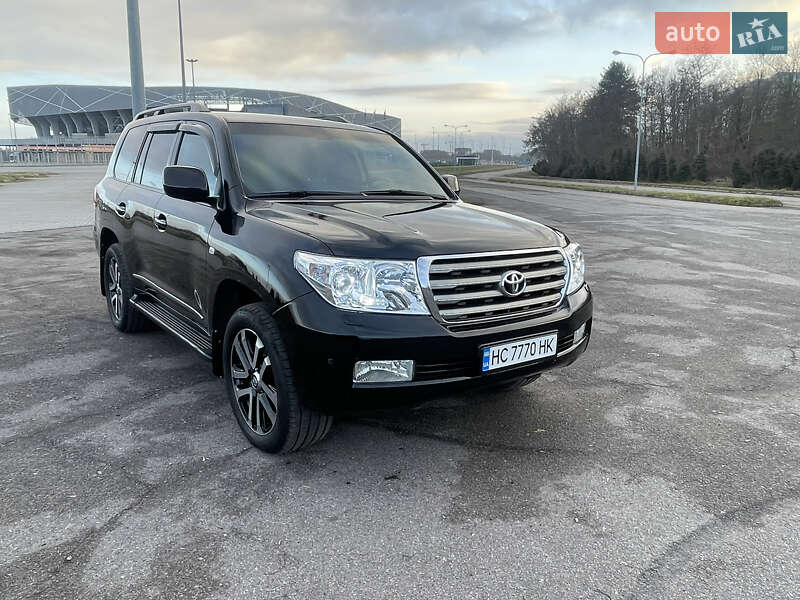 Toyota Land cruiser (2011)