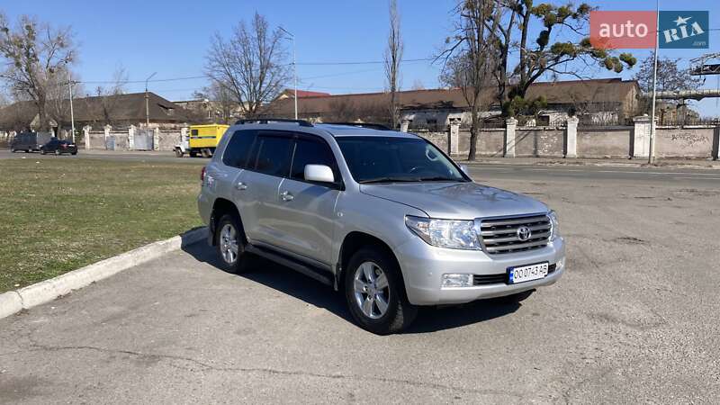 Toyota Land cruiser (2008)