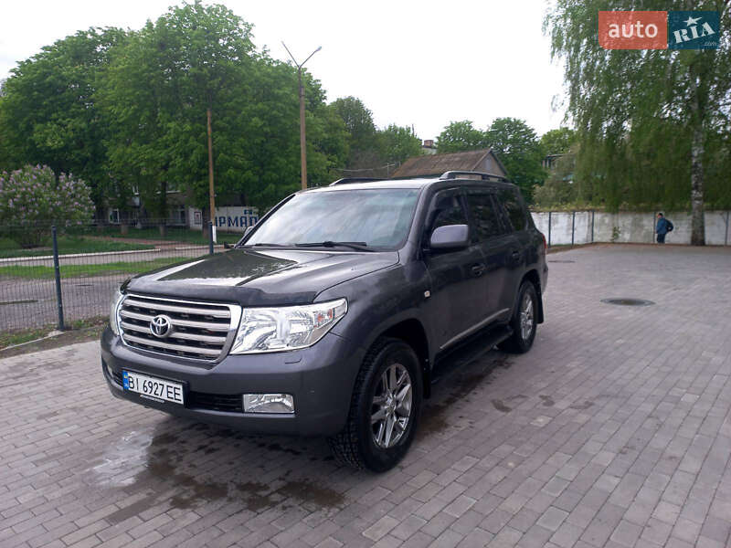 Toyota Land cruiser (2011)