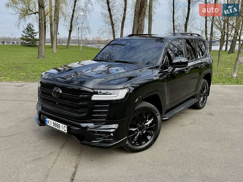 Toyota Land cruiser (2023)