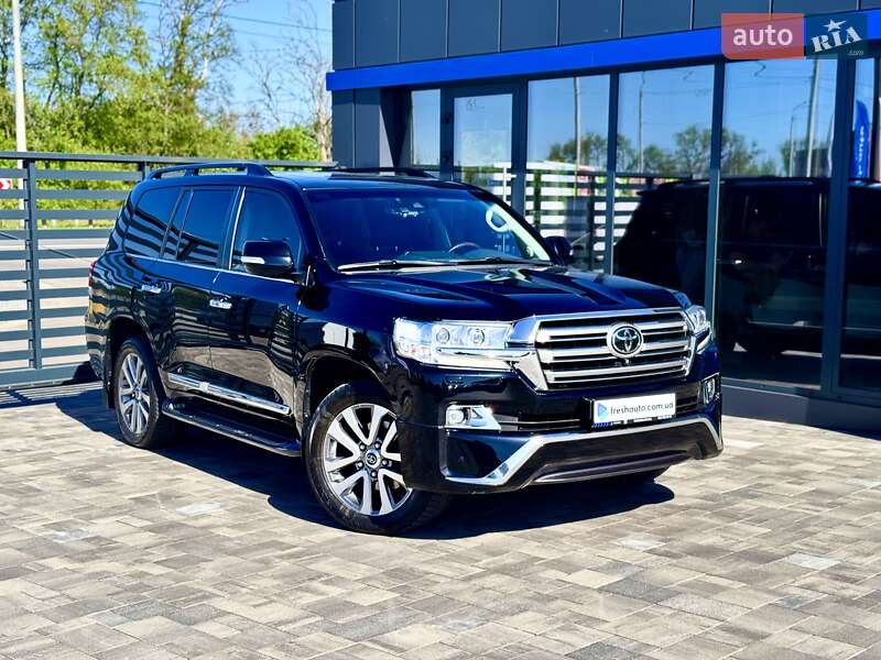 Toyota Land cruiser (2018)