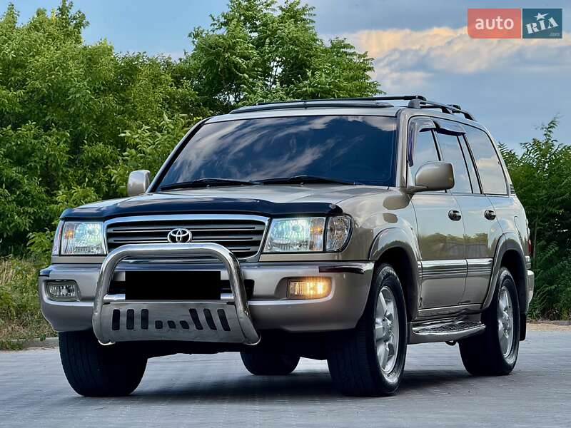 Toyota Land cruiser (2004)