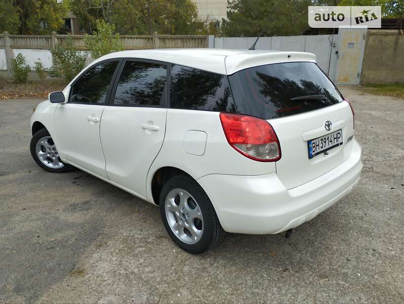 Toyota Matrix (2006)