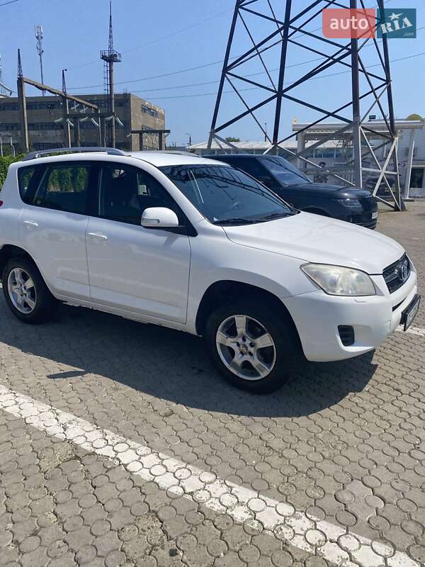 Toyota Rav4 (2009)
