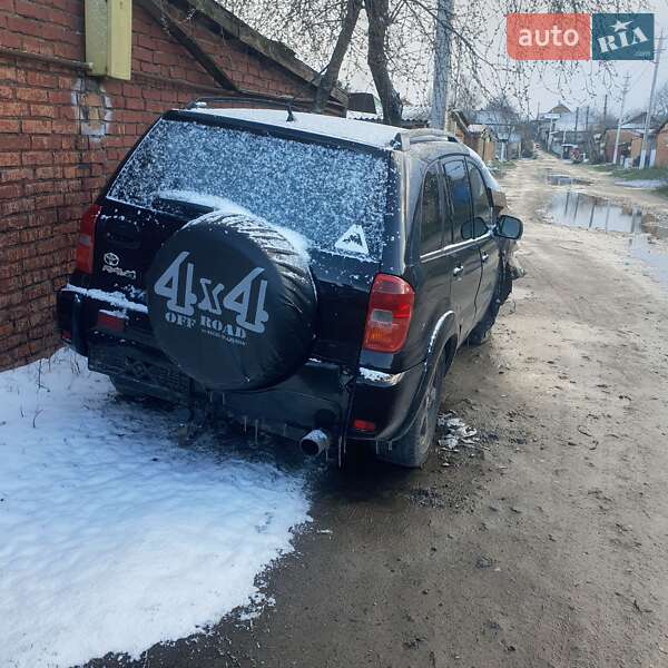 Toyota Rav4 (2003)