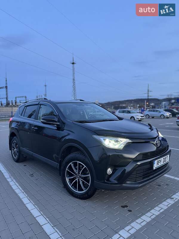 Toyota Rav4 (2016)