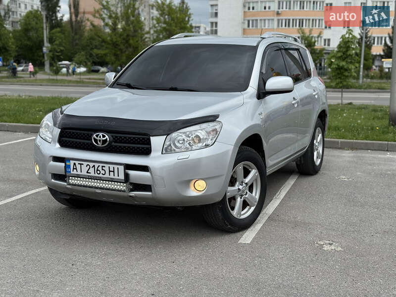 Toyota Rav4 (2009)
