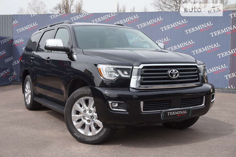 Toyota Sequoia (2011)