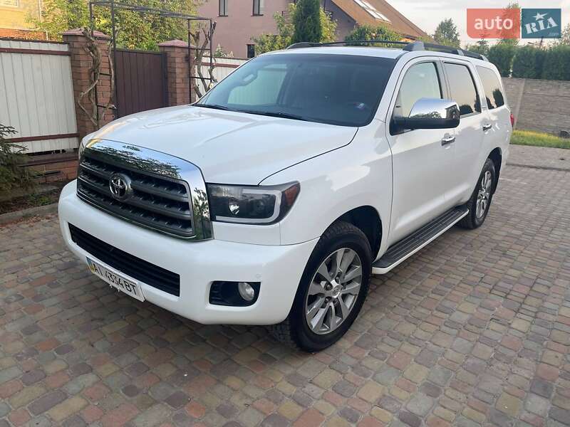 Toyota Sequoia (2017)