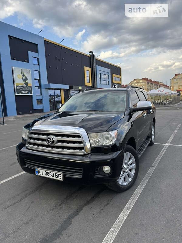 Toyota Sequoia (2008)