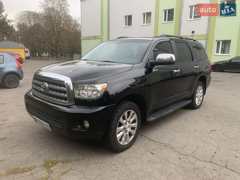 Toyota Sequoia (2008)