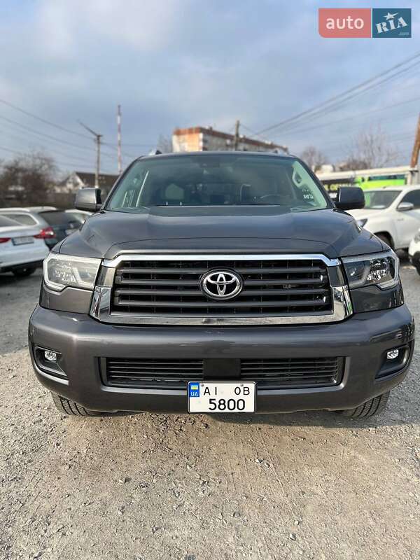 Toyota Sequoia (2019)