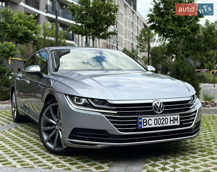 Volkswagen Arteon (2017)