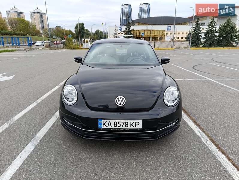 Volkswagen Beetle (2016)