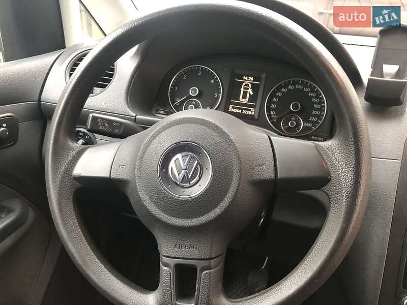 Volkswagen Caddy (2011)