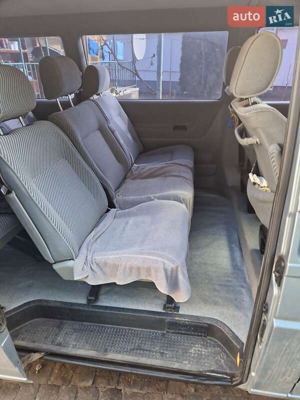 Volkswagen Caravelle (1993)