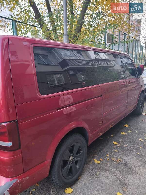 Volkswagen Caravelle (2008)