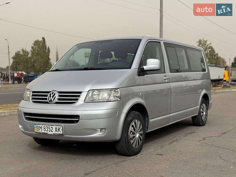 Volkswagen Caravelle (2008)