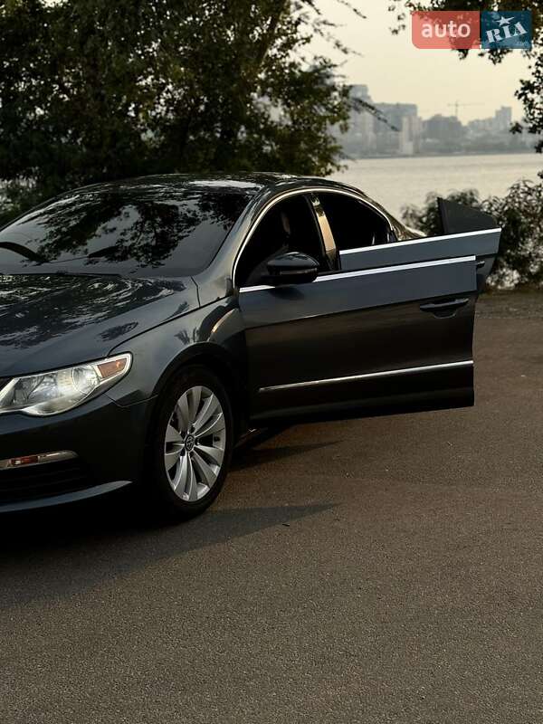 Volkswagen Cc - passat cc (2010)
