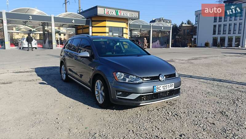Volkswagen Golf alltrack (2017)
