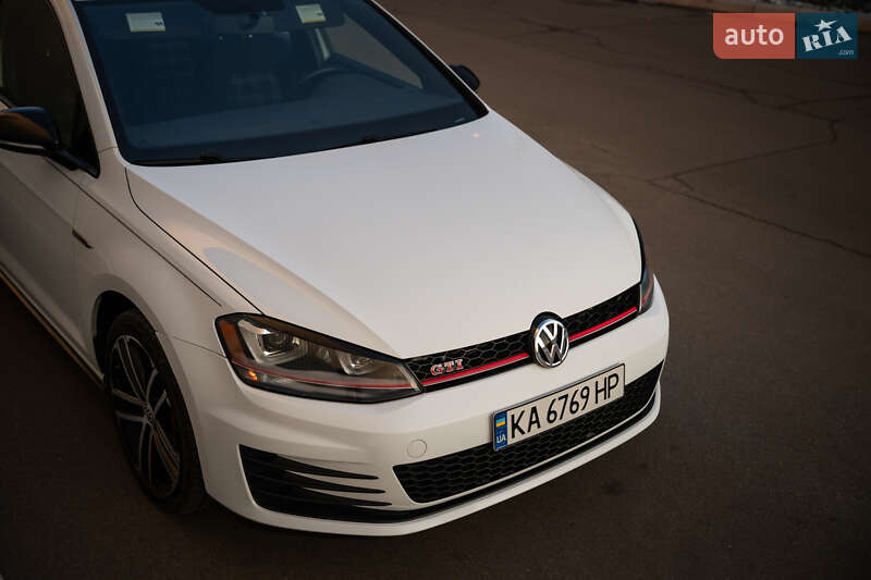 Volkswagen Golf gti (2017)