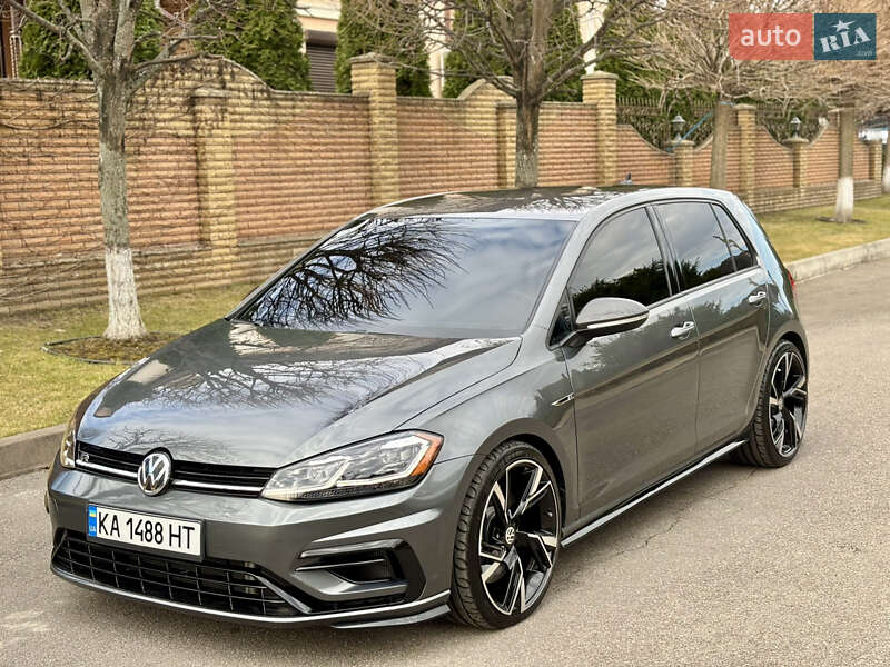 Volkswagen Golf r (2019)