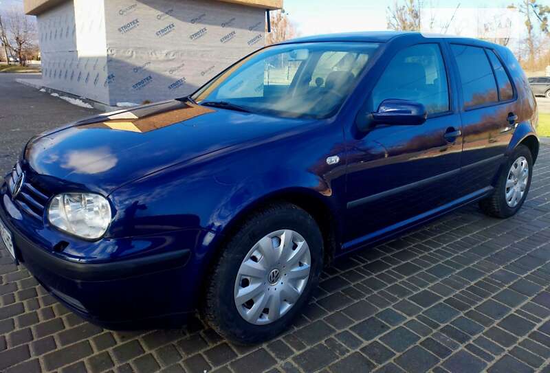 Volkswagen Golf (2001)