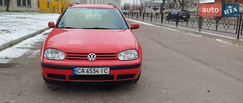 Volkswagen Golf (2001)