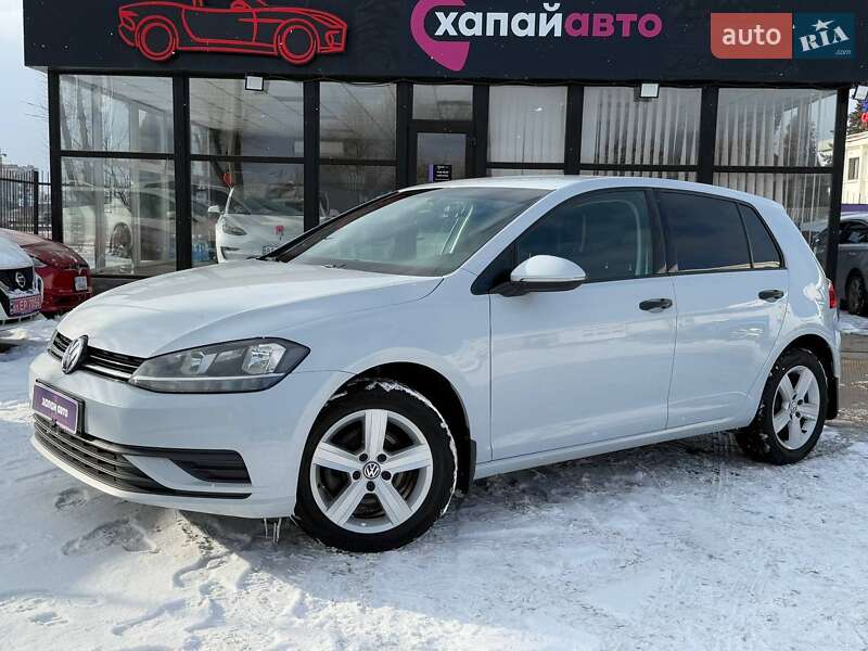 Volkswagen Golf (2017)