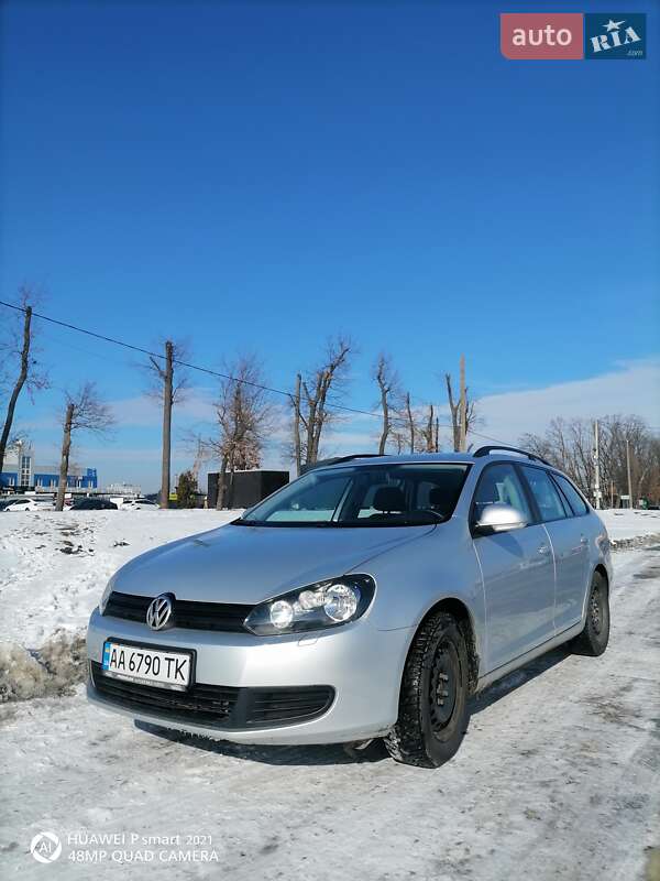 Volkswagen Golf (2012)