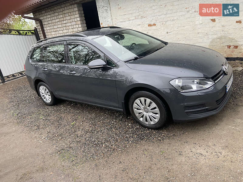 Volkswagen Golf (2016)