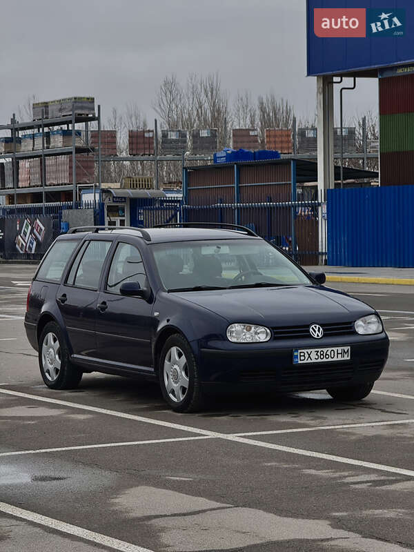 Volkswagen Golf (2001)