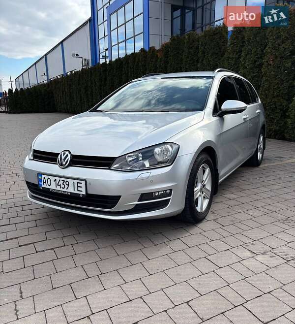Volkswagen Golf (2013)