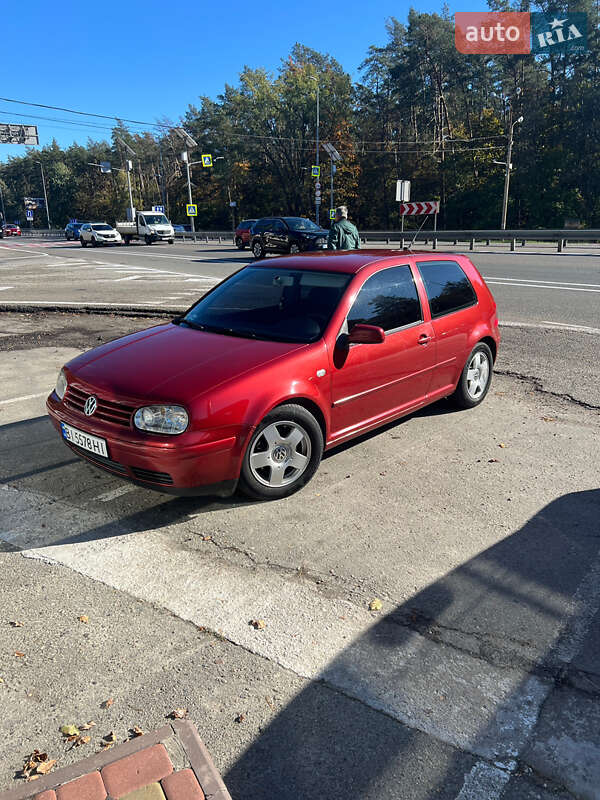 Volkswagen Golf (2000)