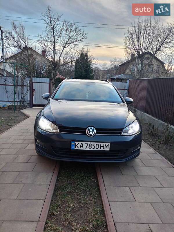 Volkswagen Golf (2017)