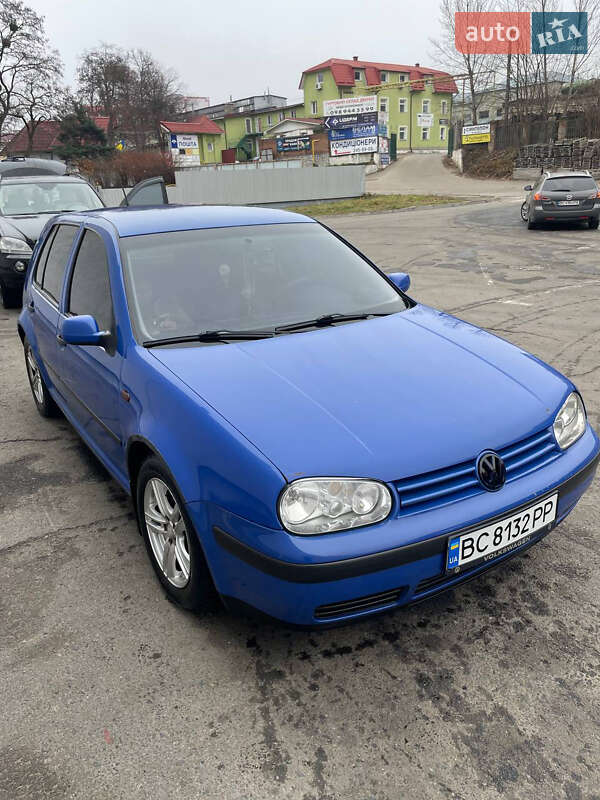 Volkswagen Golf (1999)