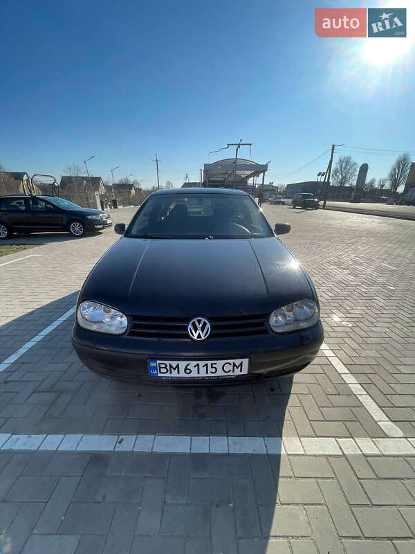 Volkswagen Golf (2000)
