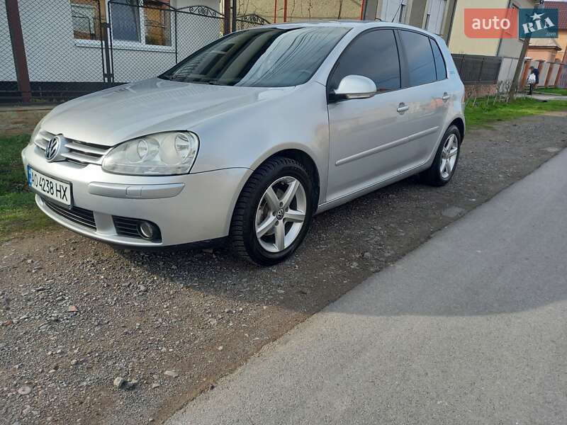 Volkswagen Golf (2006)