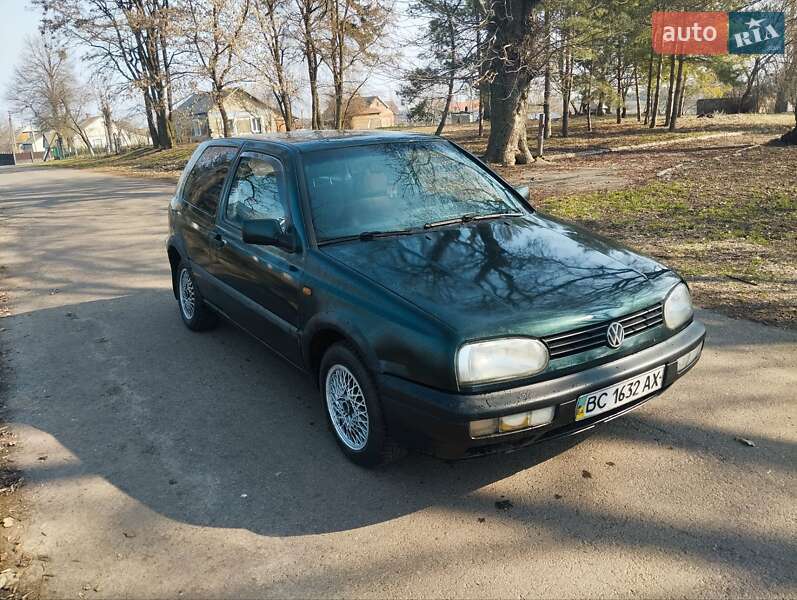 Volkswagen Golf (1996)