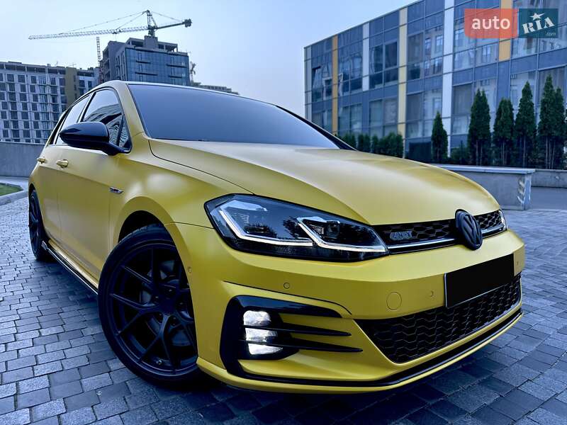 Volkswagen Golf (2018)