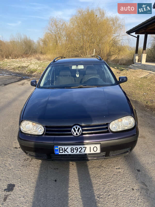 Volkswagen Golf (1999)